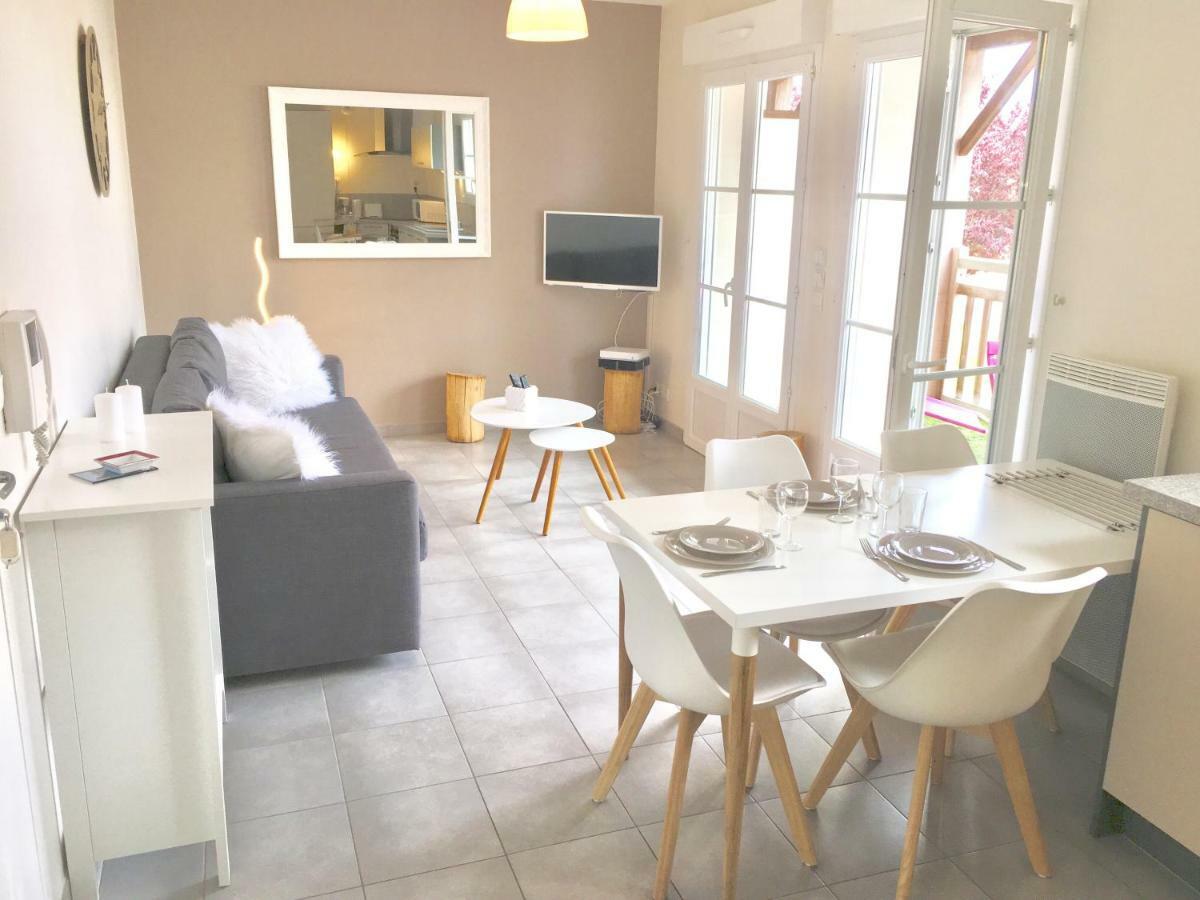 Sweet Apartment *